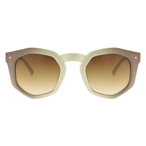 Charly Therapy | Audrey