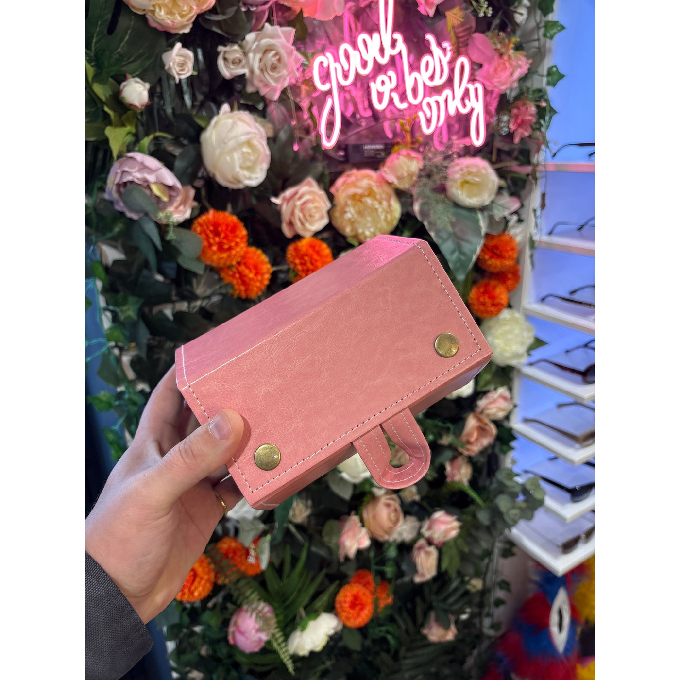 Eyewear Wardrobe Light Pink  - 5 piece glasses holder